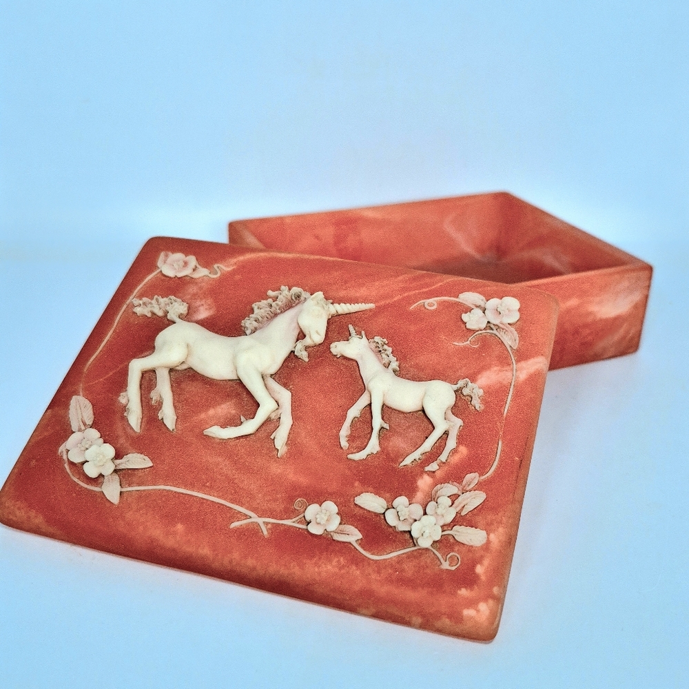 Vintage Incolay stone trinket/jewelry box featuring unicorns